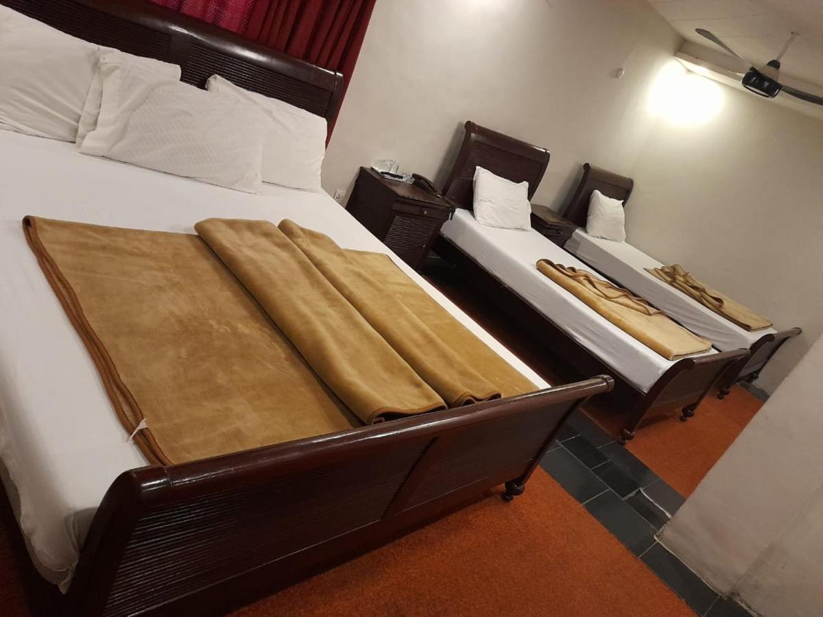 Hotel Burj Al Hateem 拉瓦尔品第 外观 照片